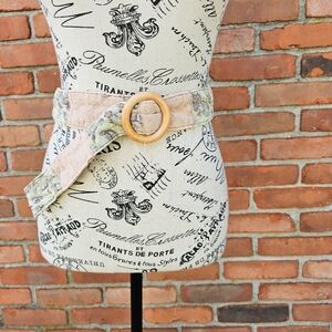 New Mudd Velour Cottagecore Floral Belt w/ Wooden Ring | S/M Fit